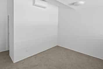 Auckland - Address withheld