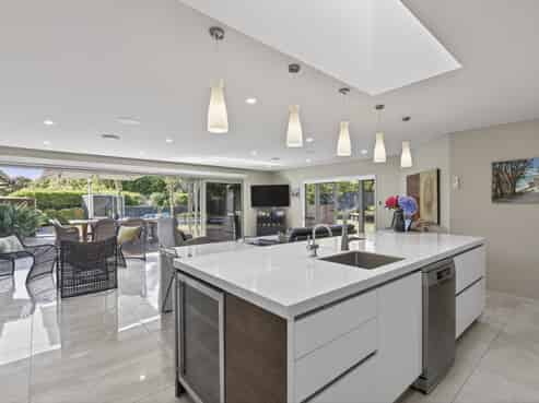 55 Shelter Grove, Frankleigh Park