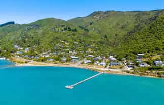 5 Okiwa Place, Anakiwa