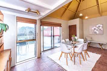 9 Riverbank Road, Okoia