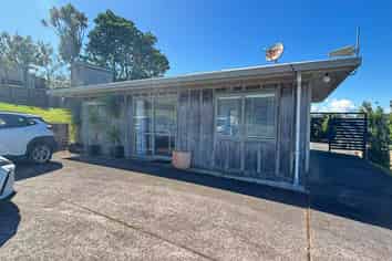 60 Whites road, Whitford