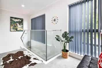 Auckland - Address withheld