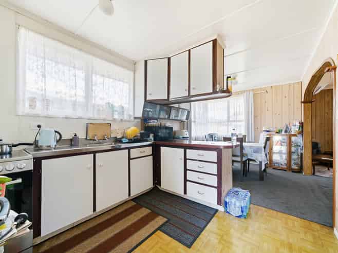 52 Friesian Drive, Mangere