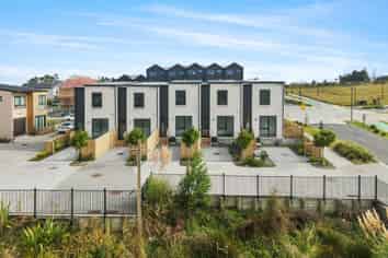 210 Henwood Road, Westgate