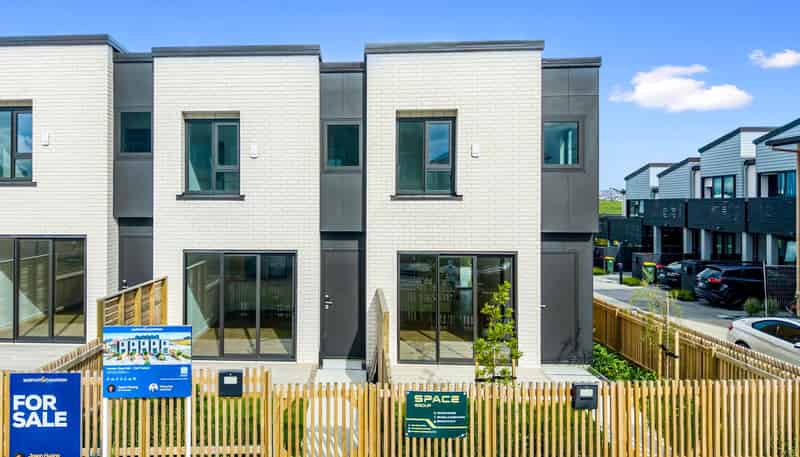 210 Henwood Road, Westgate