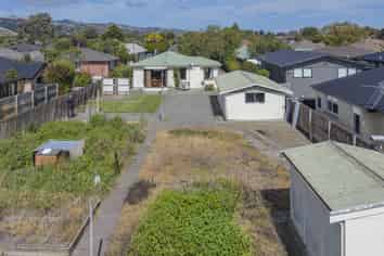 77 MacKenzie Avenue, Woolston