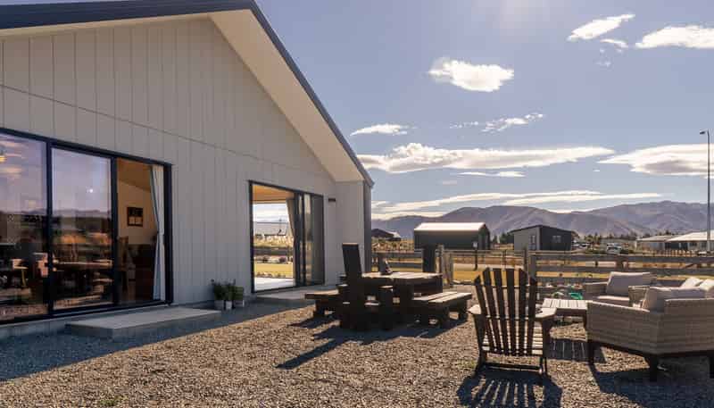 1 Tussock Crescent, TWIZEL