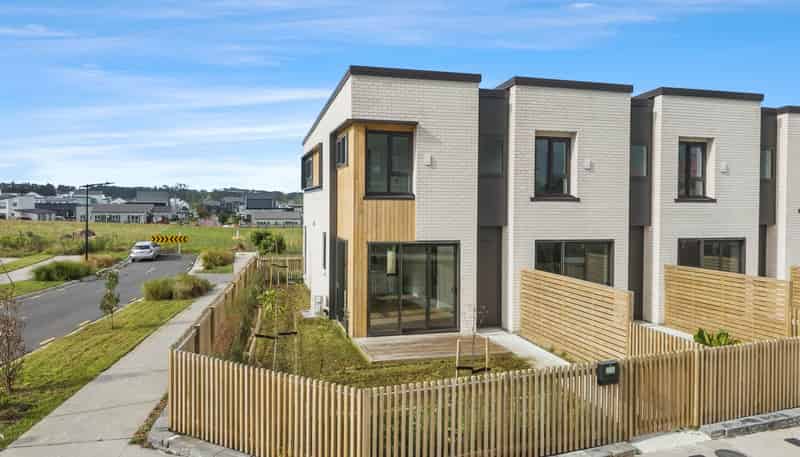 208 Henwood Road, Westgate