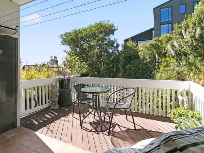 3/24a Landscape Road, Mount Eden