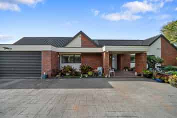 10 Neralee Court, Conifer Grove
