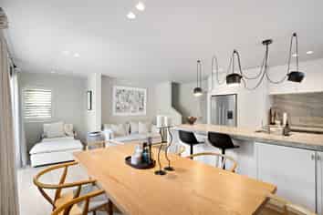 76 Brighton Road, Parnell