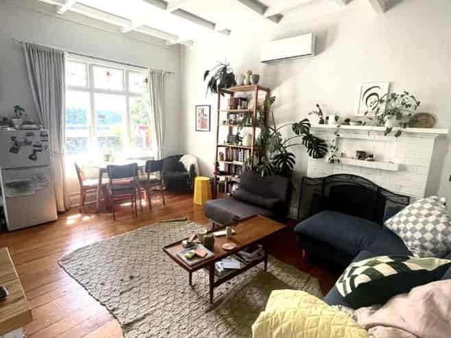 2/25 Mt Pleasant Road, Mount Eden