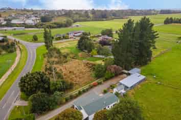 51 Fairview Road, Fairview