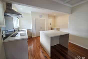 1/16 Northcote Road, Takapuna