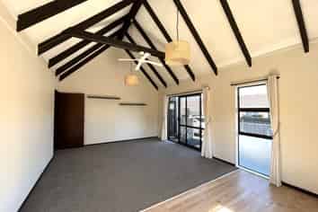 2/17 Ranui Road, Stoke