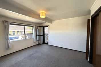 2/17 Ranui Road, Stoke