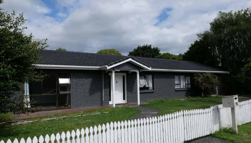 72 Aorangi Rd, Paraparaumu