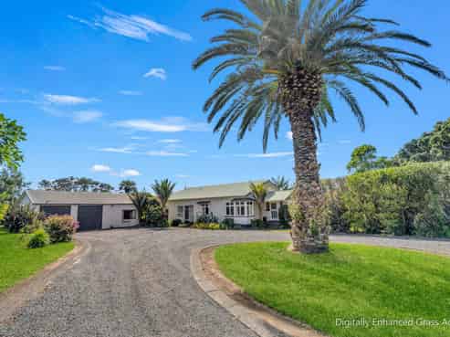 91D Douglas Road, Pollok