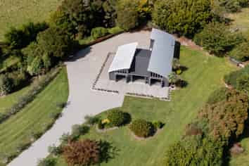 168 Utopia Road, WESTPORT