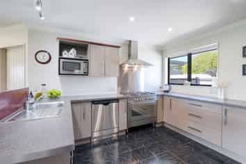 75 Bainfield Road, Waikiwi