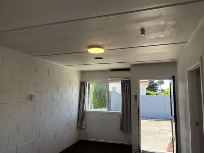 1/1312 Karamu Road North, Mayfair