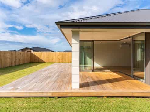 26 Taurangawaka Road, One Tree Point