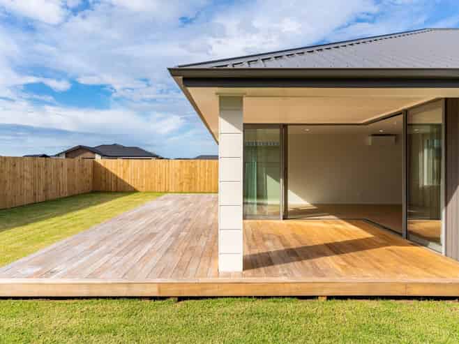 26 Taurangawaka Road, One Tree Point