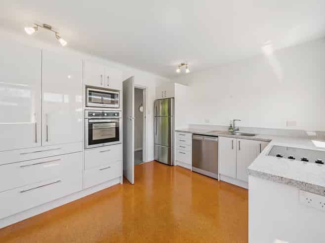 5a Rosebank Avenue, Avalon