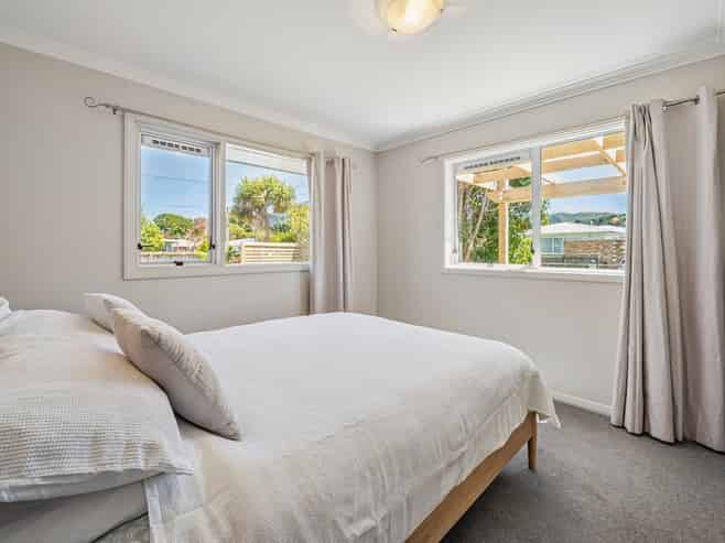 5a Rosebank Avenue, Avalon