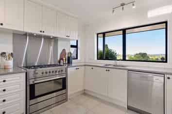 5 Stirling Place, Dinsdale