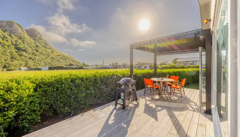 15 John Ross Place, Kairakau