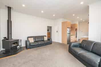 24 Dundonald Street, Tainui