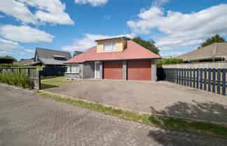 17B Orchard Place, Lynmore