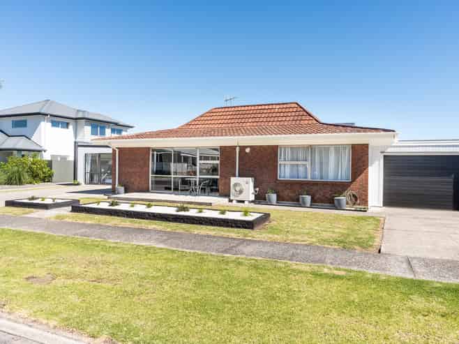 101A Charleston Avenue, Whangamata