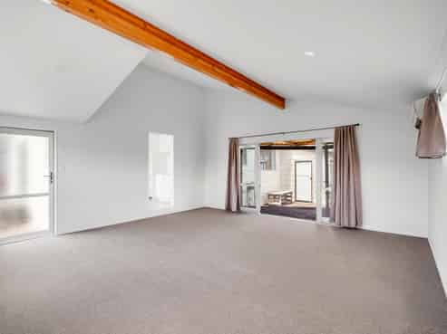 48B Karen Crescent, Dinsdale