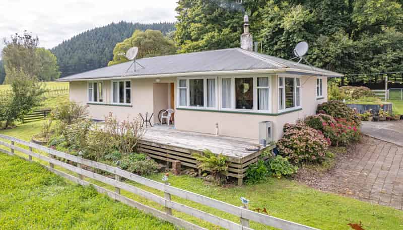 164 Creek Road, Mangamahu