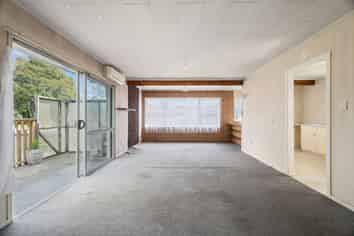 95B Sunset Road, Mangakakahi