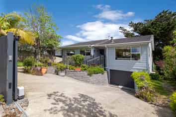 12 Cheriton Road, Mellons Bay