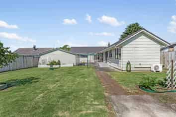 26 Coral Crescent, Panmure