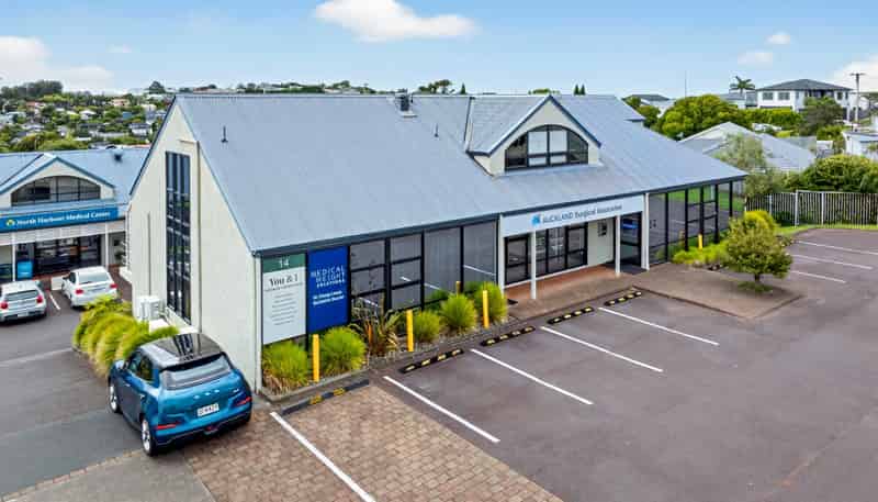 S,Q,R/326 Sunset Road, Mairangi Bay