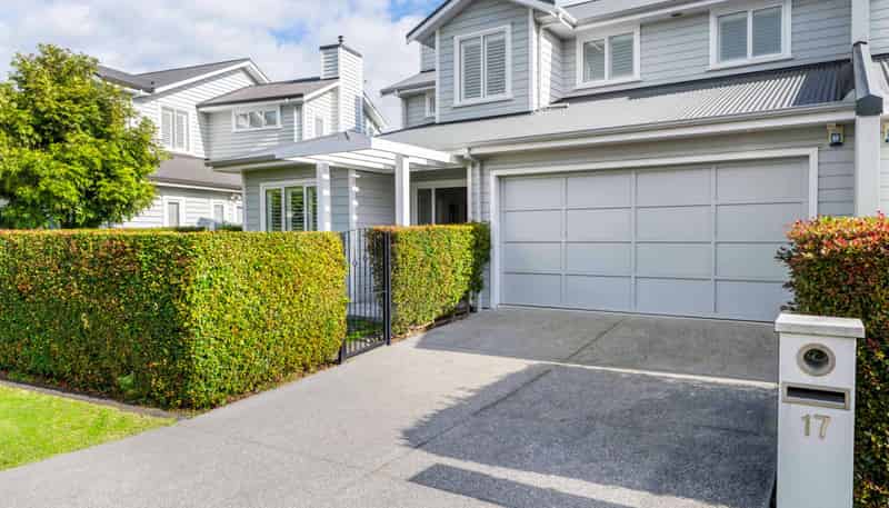 17 Lake Drive, Karaka