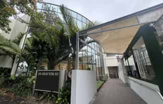 Modern Retail Space for Lease – High Exposure