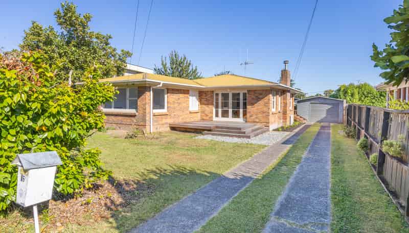 15 De Vere Crescent, Chartwell