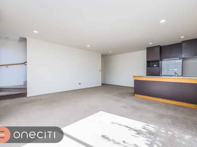 9/3 Wagener Place, Mount Albert