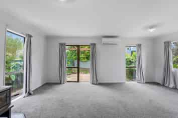 21E View Road, Hikurangi