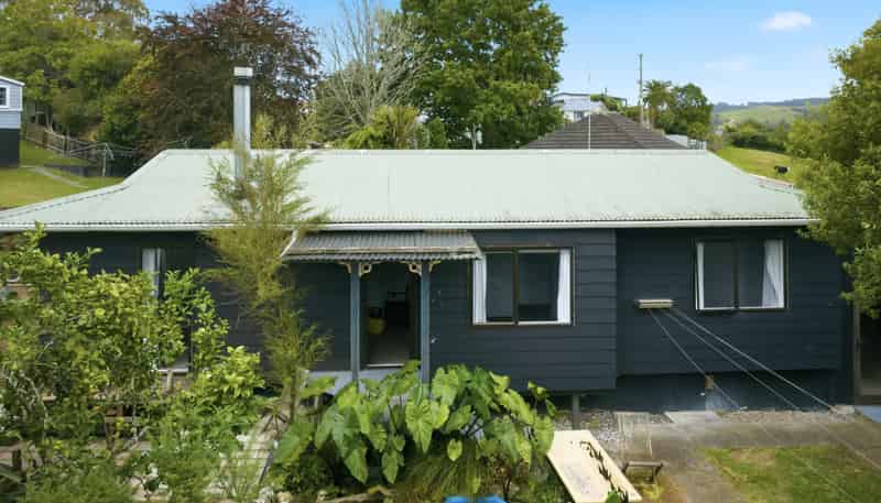 21E View Road, Hikurangi