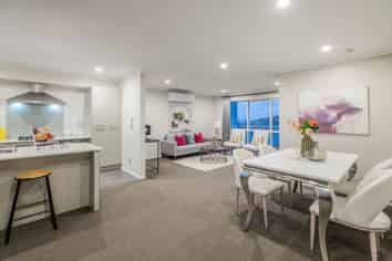 9 Panakenake Way, Flat Bush