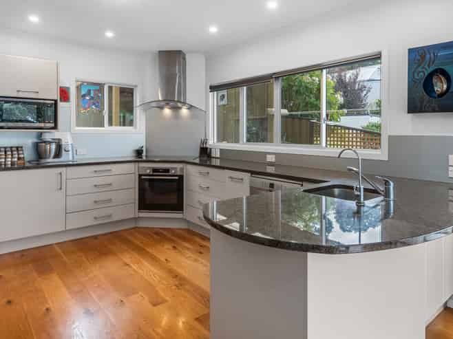 132 Beach Road, Onerahi