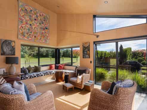 23/500 Kinloch Road, Kinloch