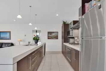 29 Saracen Avenue, Northwood